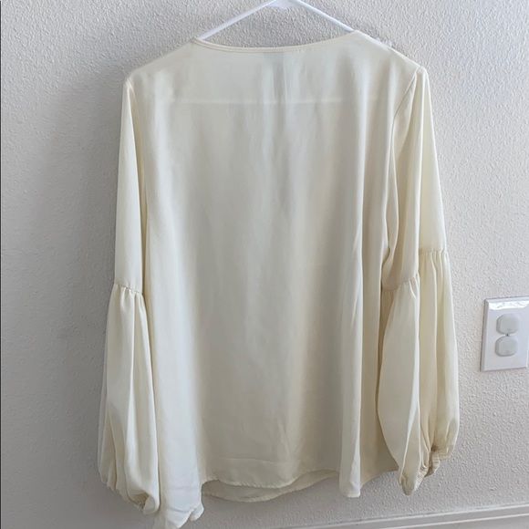 Kensie blouse - Picture 2 of 2